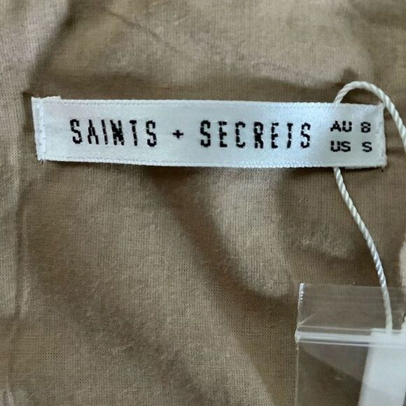 SAINTS + SECRETS Puff Sleeves Flattering Polkadot Mini Dress - Picture 11 of 11